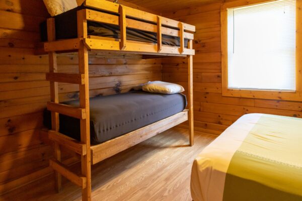 Log Cabin 3 Bedroom